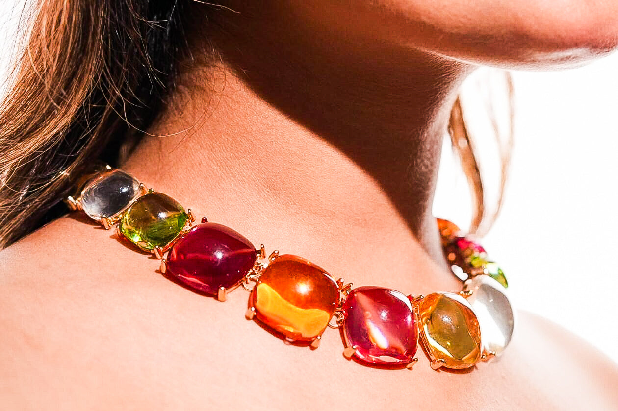 ELEGANT  NECKLACE