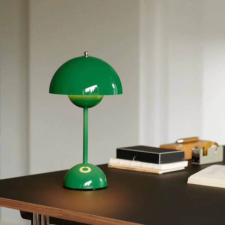 Flower Bud Mushroom Table Lamp