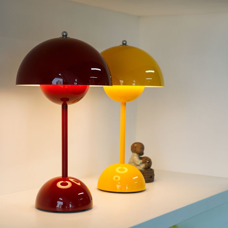 Flower Bud Mushroom Table Lamp