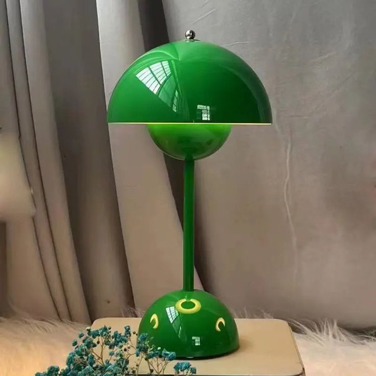 Flower Bud Mushroom Table Lamp