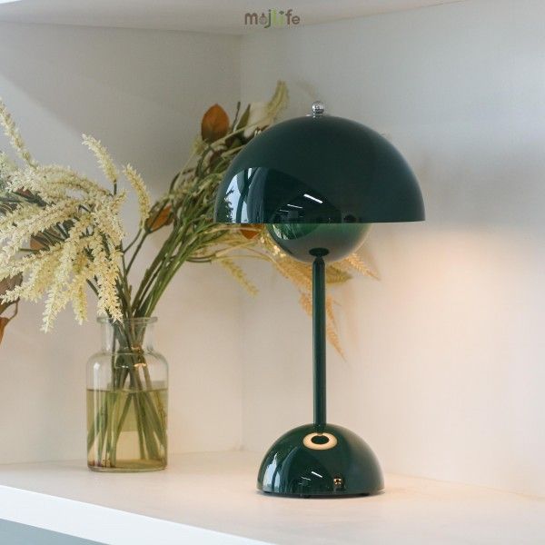 Flower Bud Mushroom Table Lamp