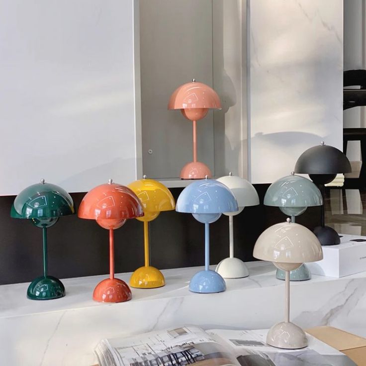 Flower Bud Mushroom Table Lamp
