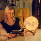 COLOUR CHANGING MOON LAMP