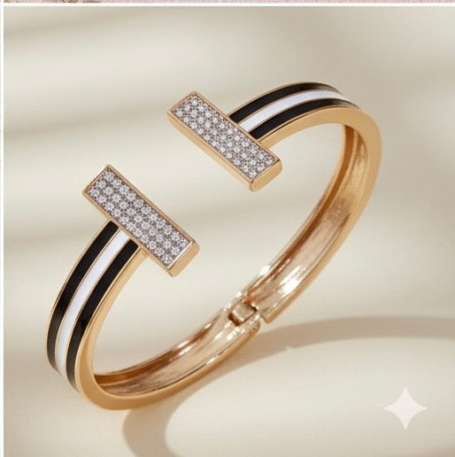 LUNARIA BRACELET