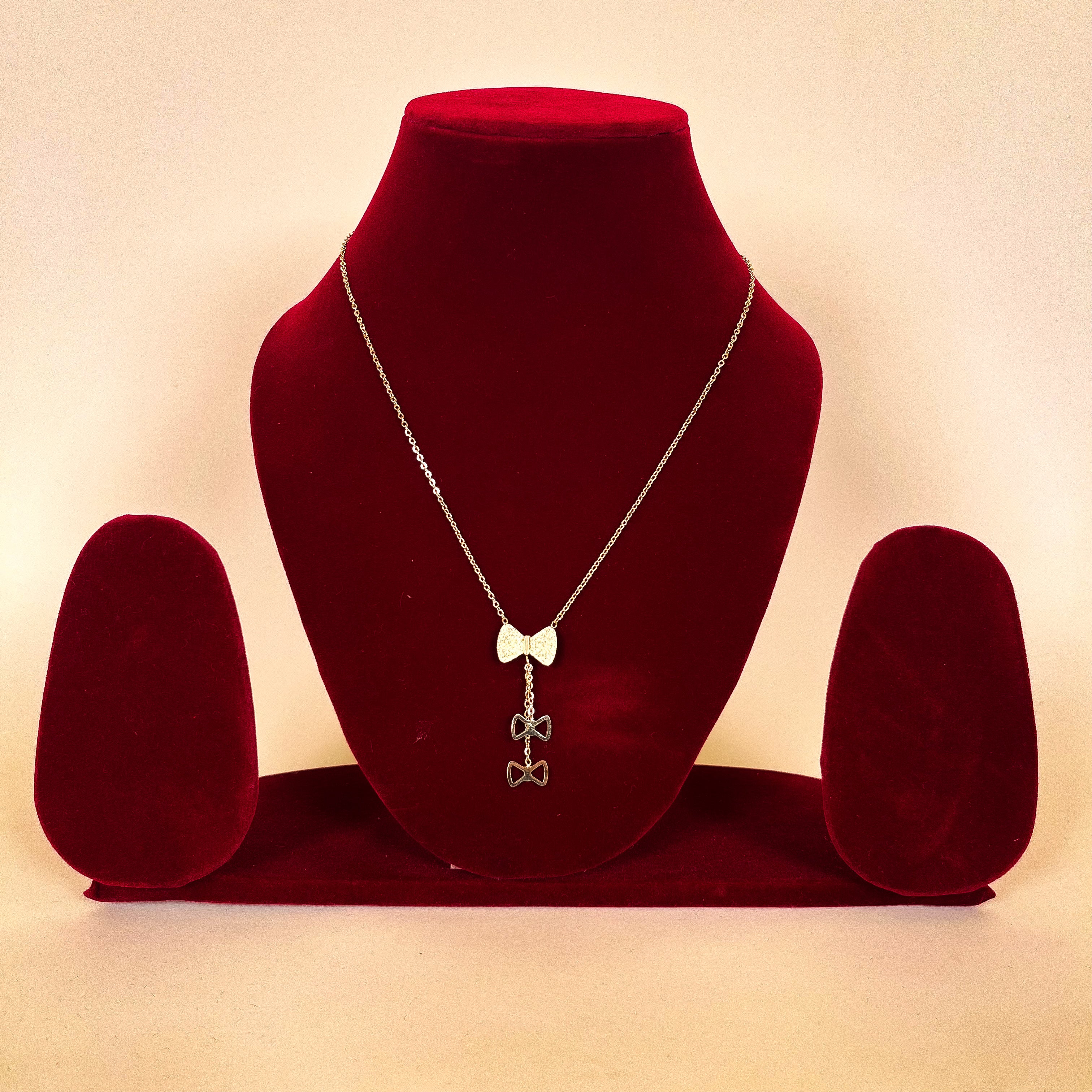 BOW005