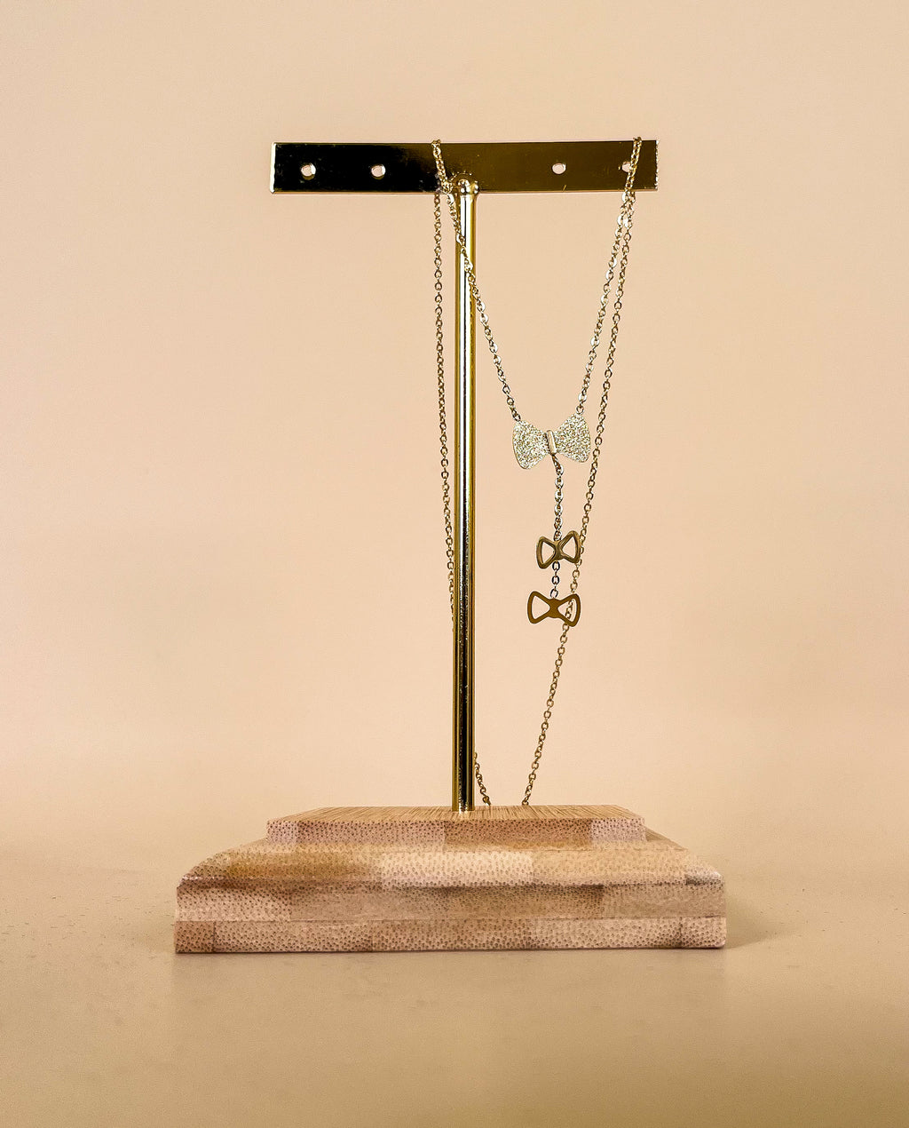 BOW005