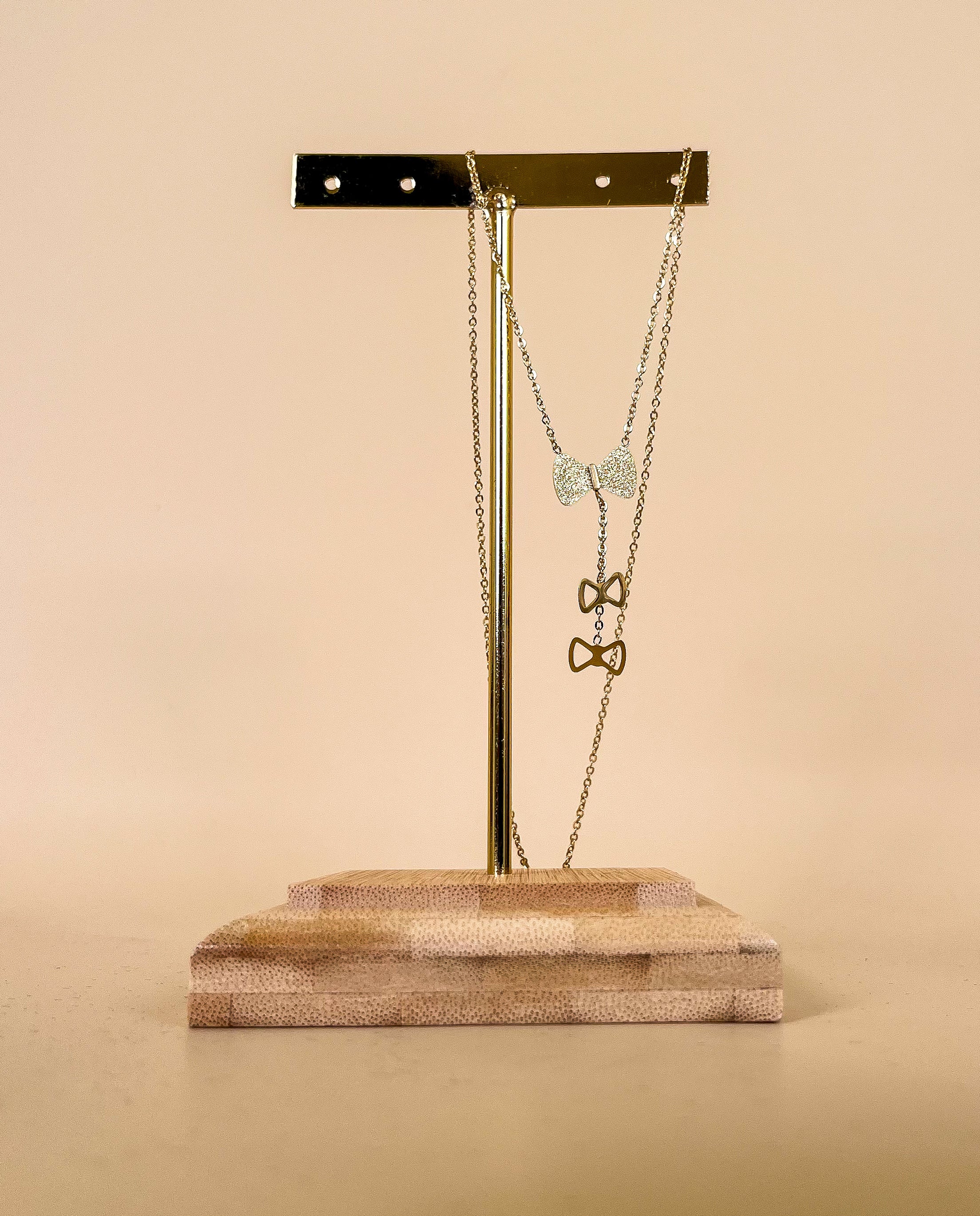 BOW005