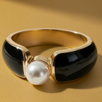 THE BLACK PEARL BRACELET