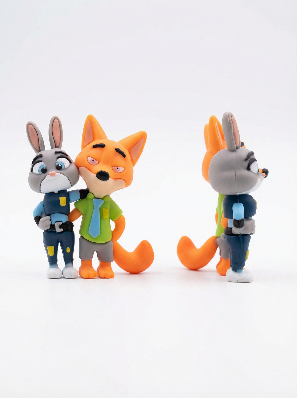 ZOOTOPIA 01 FRIDGE MAGNET (RANDOM DEISGN)