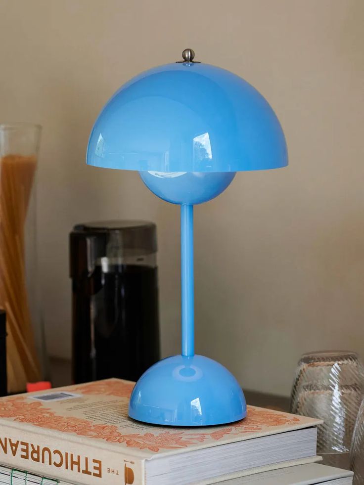 Flower Bud Mushroom Table Lamp