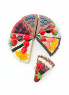 CHOCO STRAWBERRY  PASTRY MAGNET