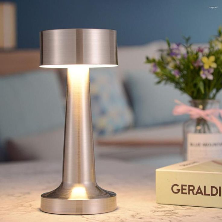 YA10 Cordless Table Lamp