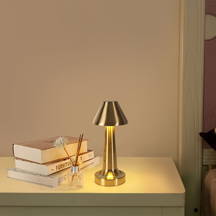 YA12 Touch Lamp