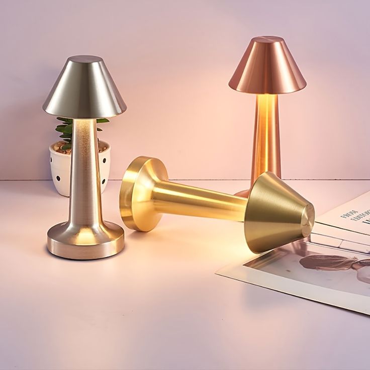 YA12 Touch Lamp