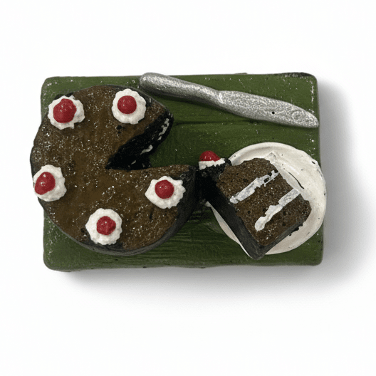 CAKE FRIDGE MAGNET - PICKITT MARKET