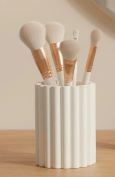 Modern Fluted Makeup Brush Holder Desk Organizer 🏛️✨ - PICKITT MARKET