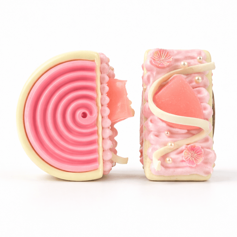 STRAWBERRY LOVE BITE CAKE FRIDGE MAGNET - PICKITT MARKET